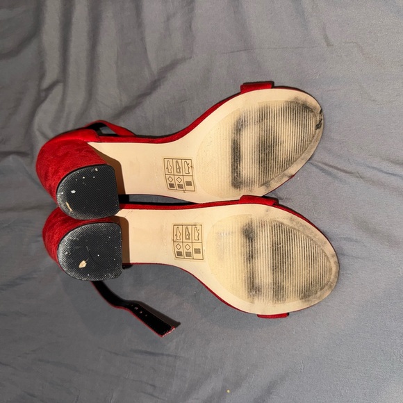 Red Call it Spring Heels - Picture 3 of 3
